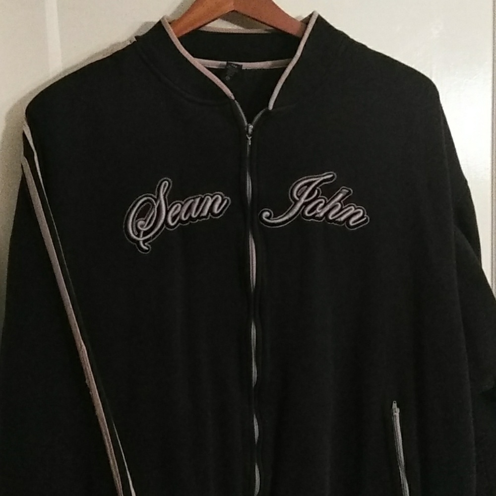 4XB Sean John zip up sweater